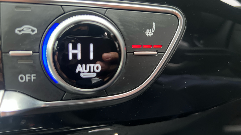 Audi A5 40 TFSI 204 Black Edition 2dr S Tronic Petrol Coupe